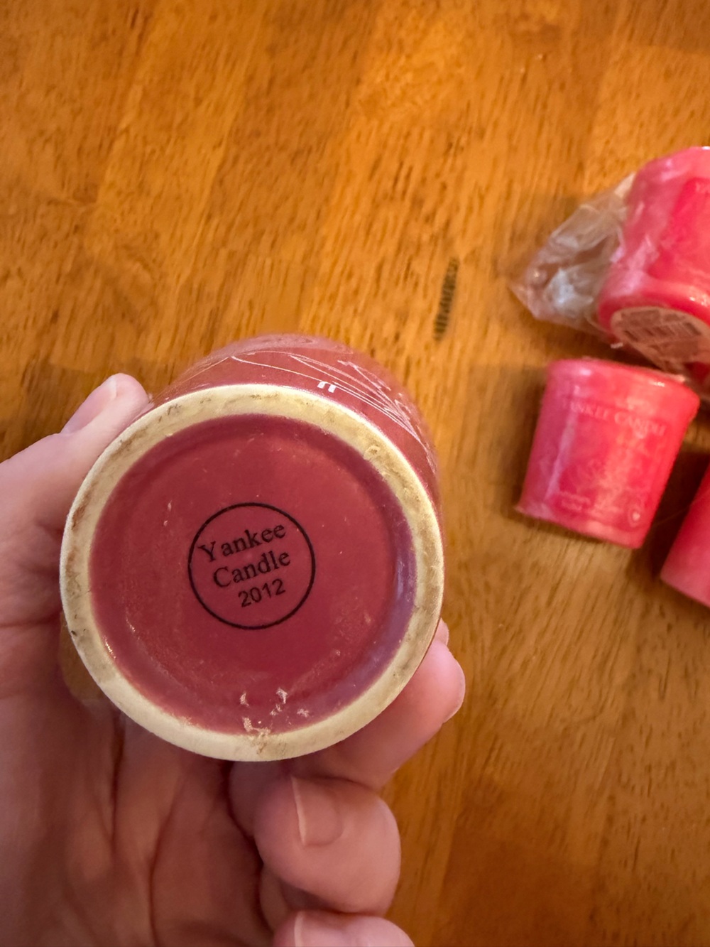 Yankee Candle First Kiss Summer Love Pink 4 pack of 1.75 oz Votives and Candle h - Picture 6 of 10